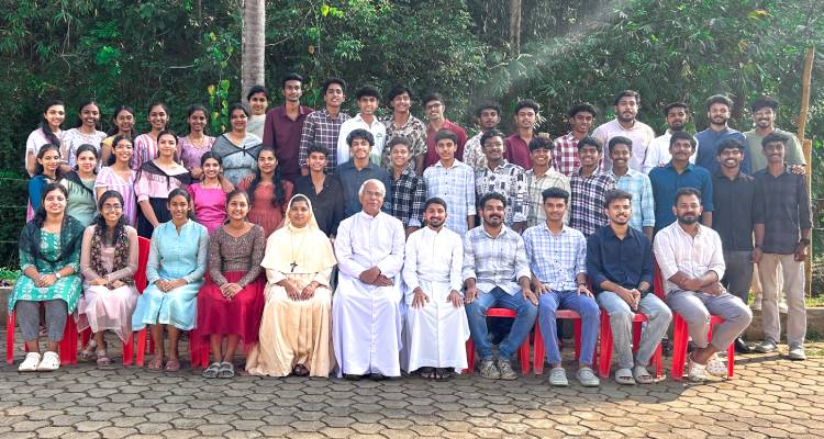 Charismatic Prayer Group